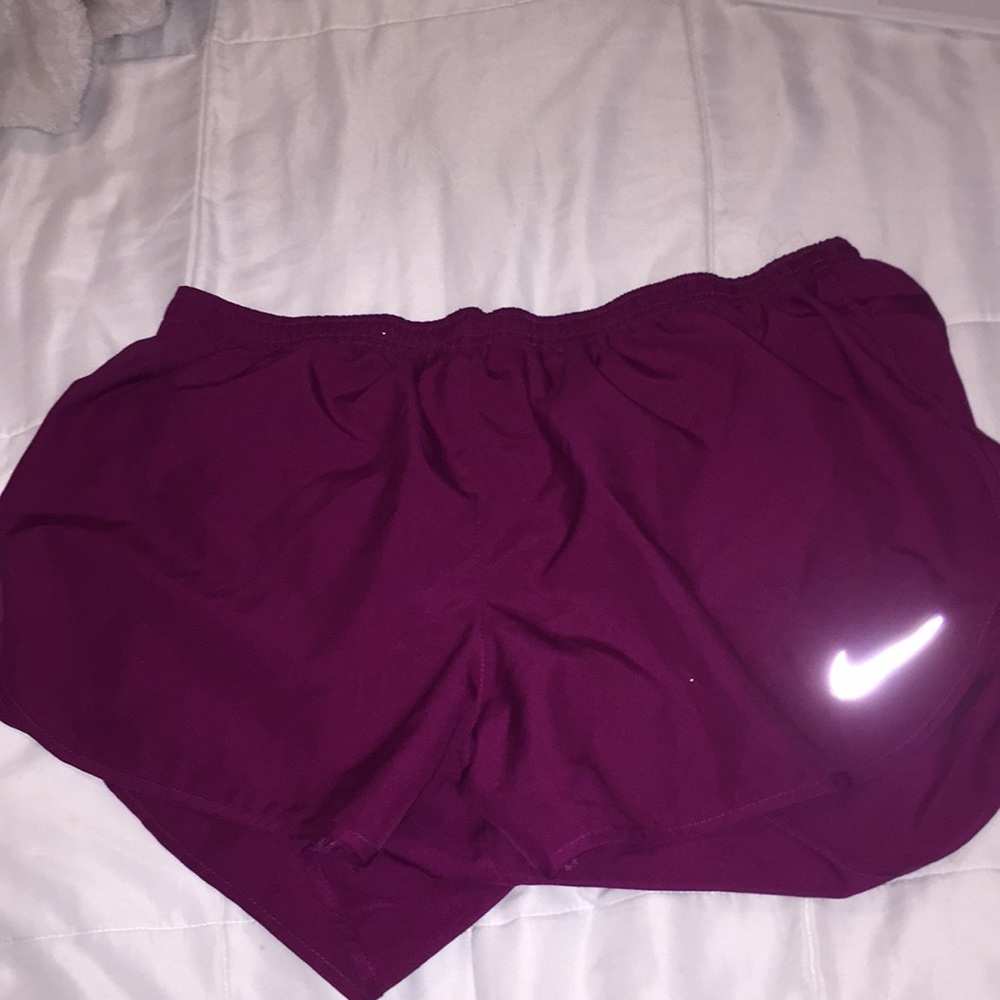 NIKE drift running shorts w/ zipper pocket in back